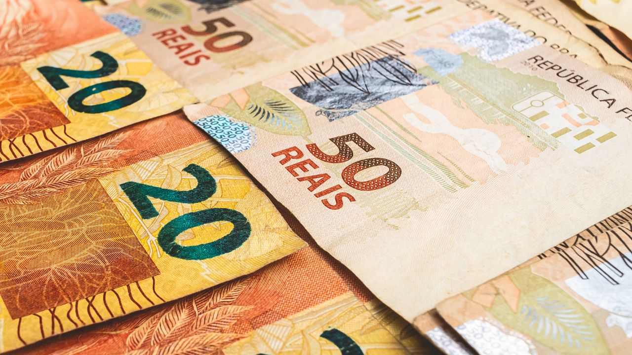 Abono Salarial faz pagamento para as pessoas que trabalharam em 2020 Abono Salarial faz pagamento para as pessoas que trabalharam em 2020